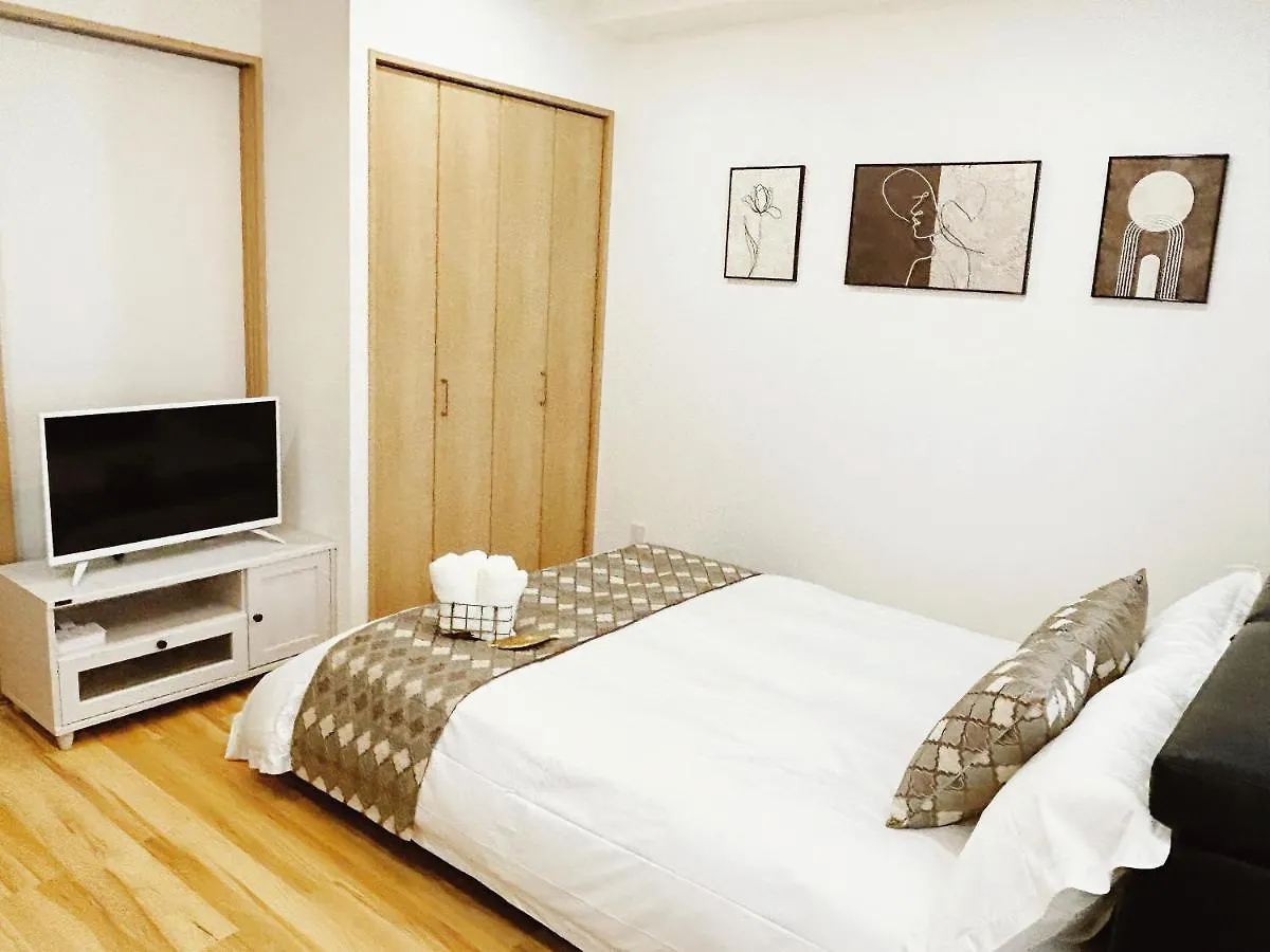 Tokyo Louis House In Ueno Area Close To Jr Yamanote Line & Metro Ginza Line Walk To Ueno Park And Ameyoko Apartman