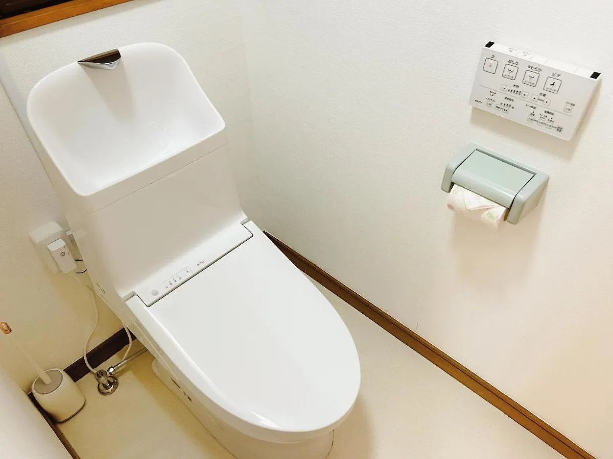 Apartman Tokyo Louis House In Ueno Area Close To Jr Yamanote Line & Metro Ginza Line Walk To Ueno Park And Ameyoko