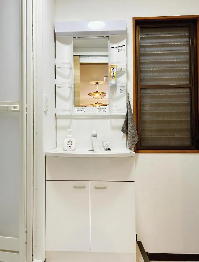 Apartman Tokyo Louis House In Ueno Area Close To Jr Yamanote Line & Metro Ginza Line Walk To Ueno Park And Ameyoko Japán