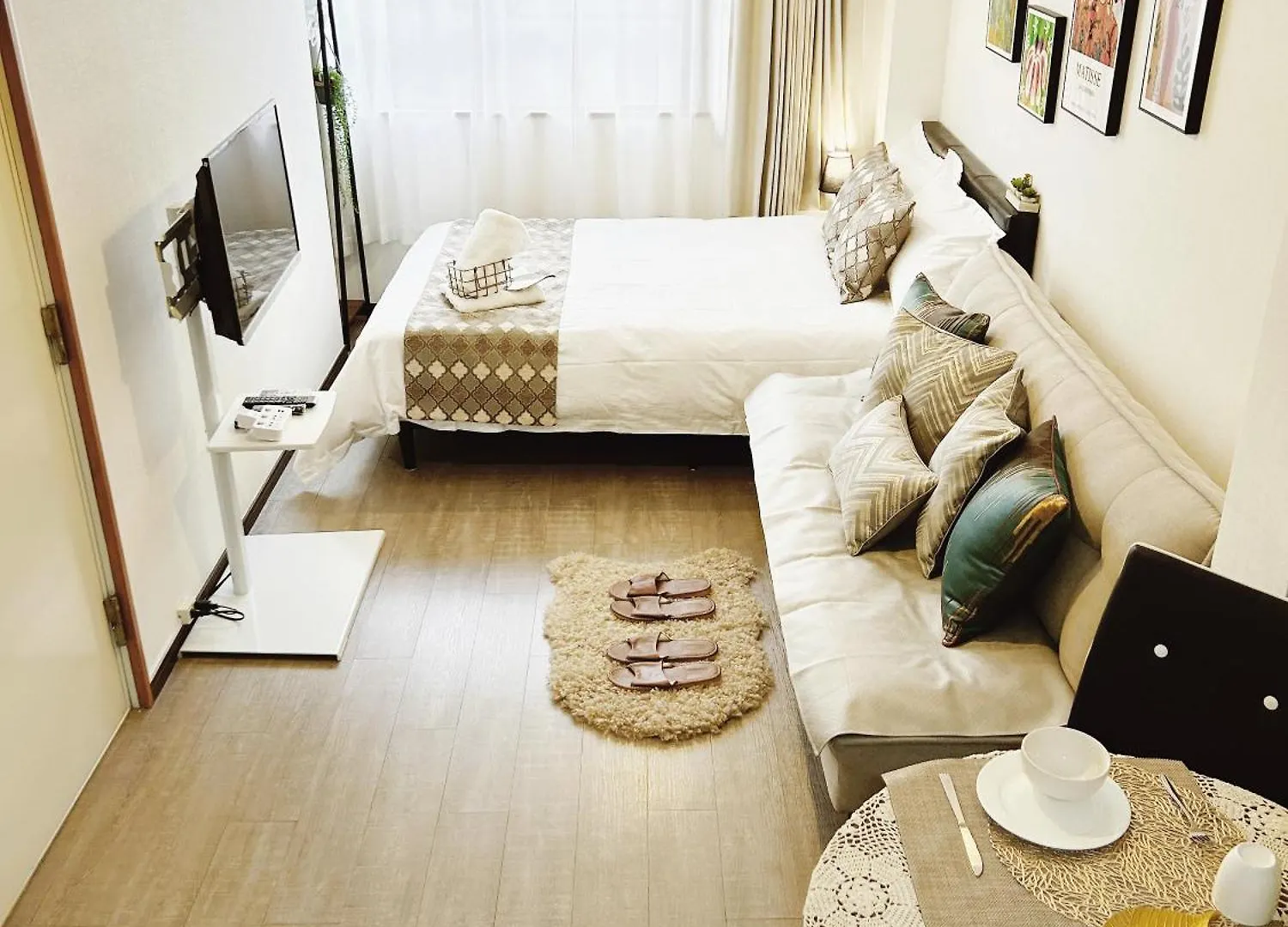 Tokyo Louis House In Ueno Area Close To Jr Yamanote Line & Metro Ginza Line Walk To Ueno Park And Ameyoko
